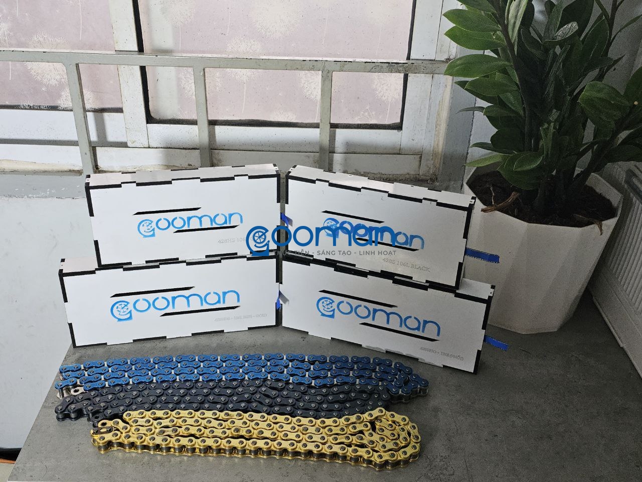 Sên có phốt cao su